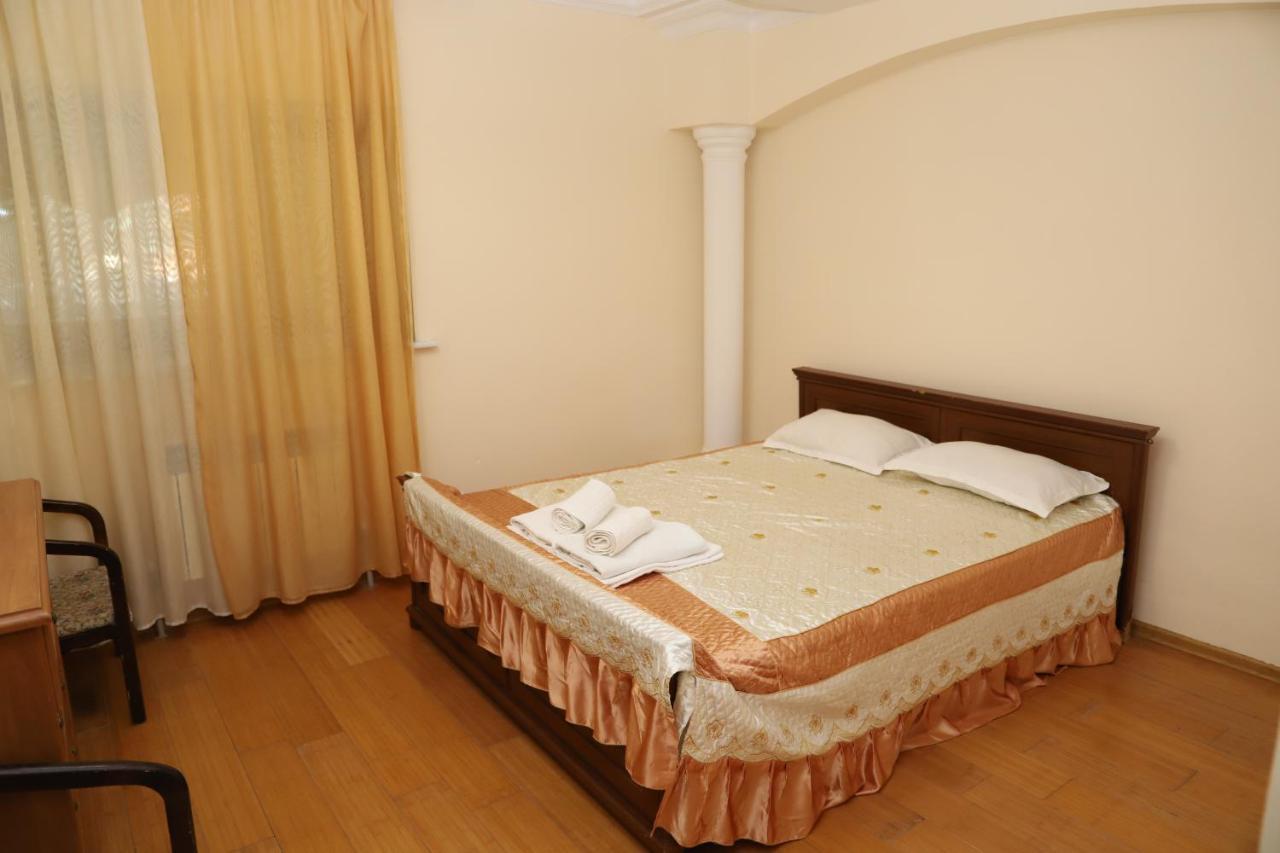 Hotel Eurasia Deluxe Hồ Borovoye Ngoại thất bức ảnh